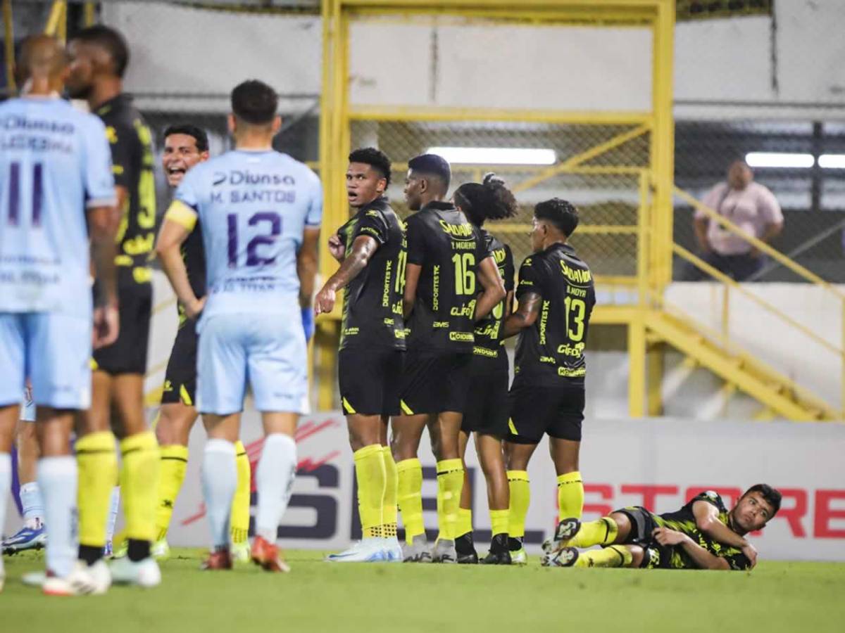 Real España celebra, sufre Motagua y la rubia que cautivó en el Morazán