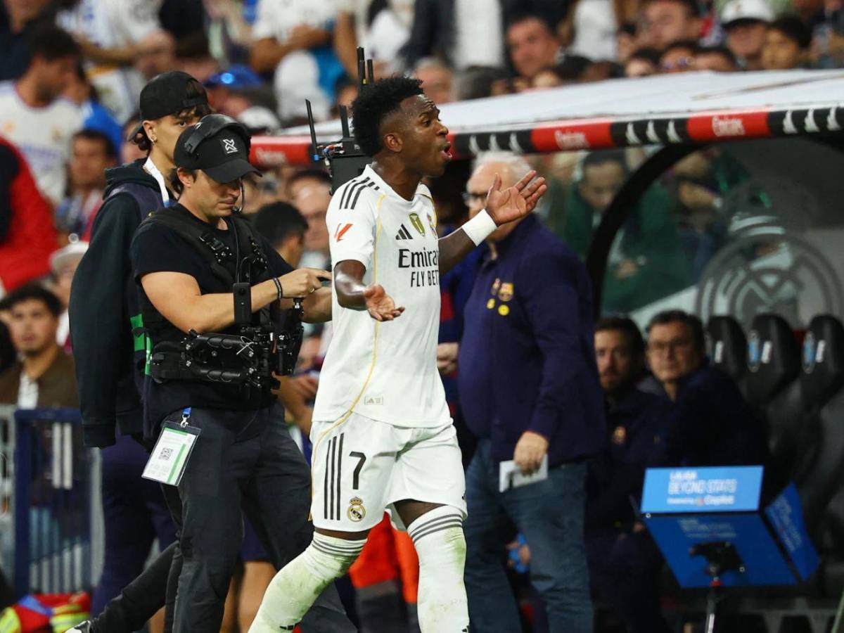 Vinicius toma sorprendente decisión tras su berrinche a Xabi en el clásico