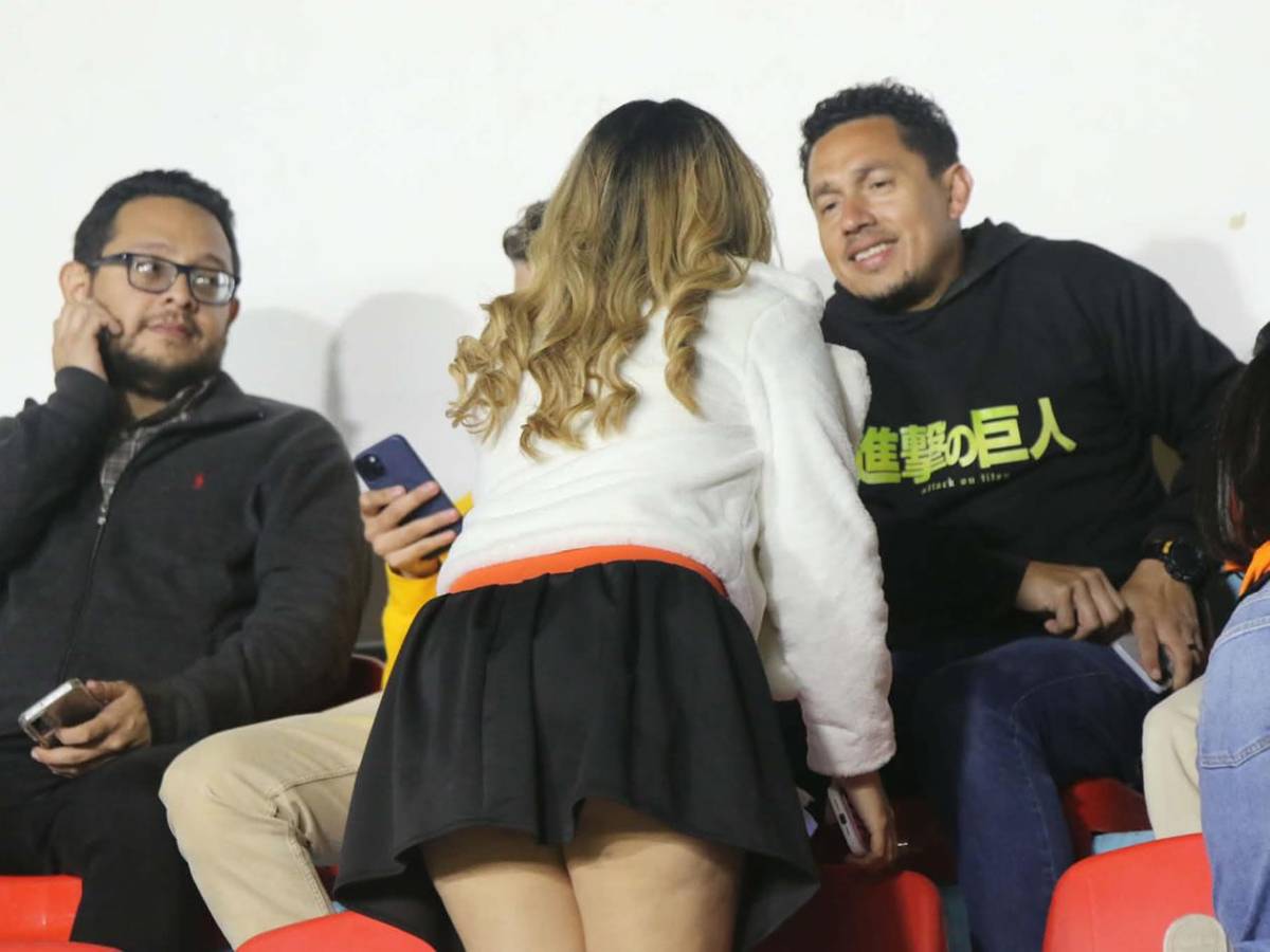 Esposa de exjugador, modelos y la pelirroja: las bellas chicas de la jornada 2