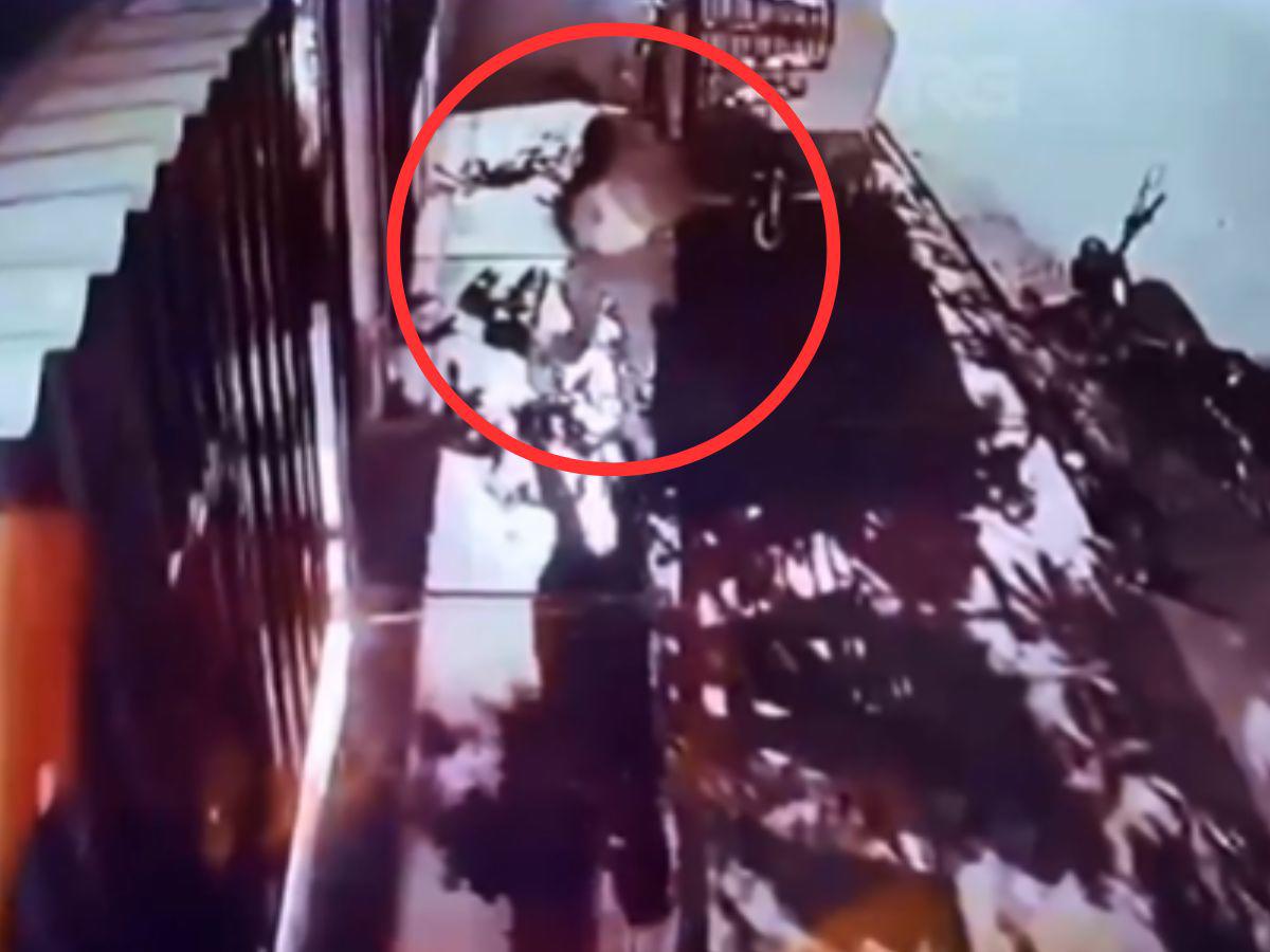 Acribillan a jovencita mientras tenía a su bebé en brazos