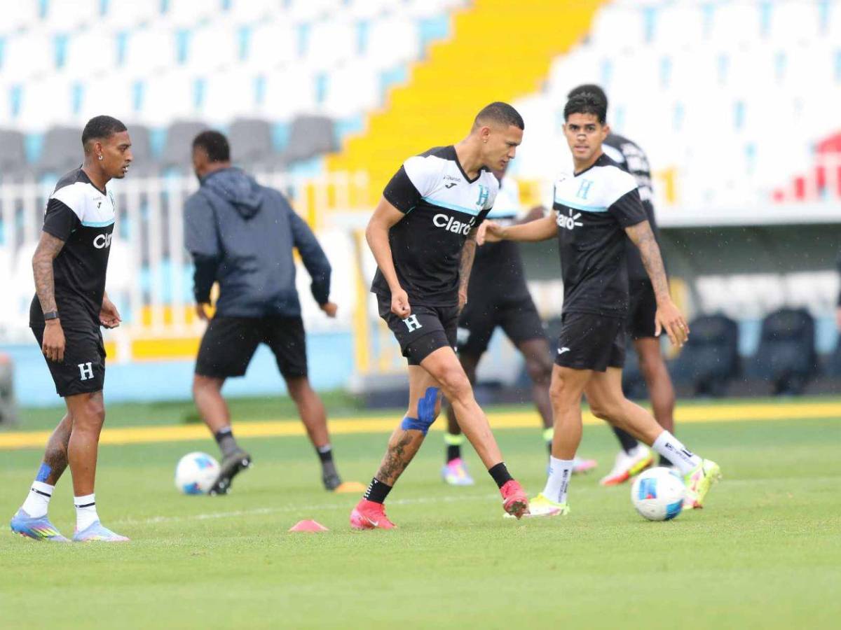 Selección de Honduras afina detalles para sus duelos eliminatorios