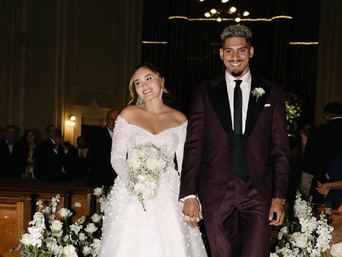 Araujo se casó: ¡ex de Liga Nacional presente y la curiosa prohibición!