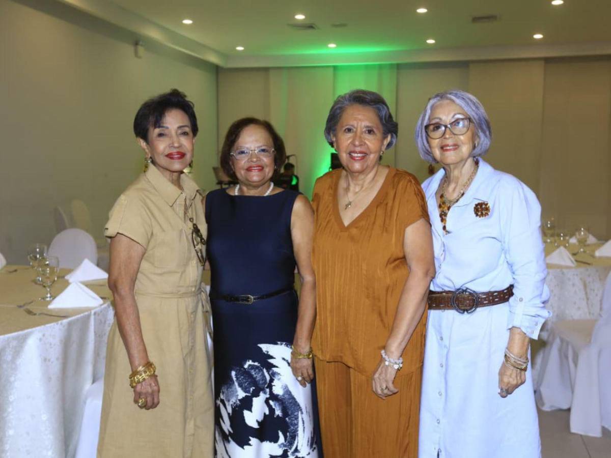 Club Internacional de Mujeres celebran su té mensual en SPS