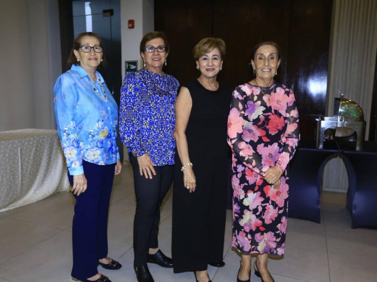 Club Internacional de Mujeres celebran su té mensual en SPS