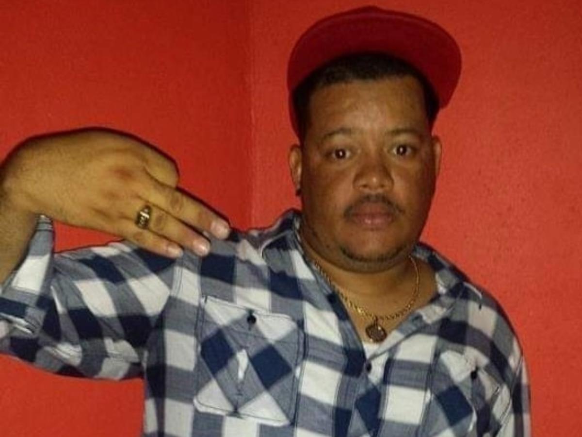 Matan a comerciante al salir de pelea de gallos en La Ceiba