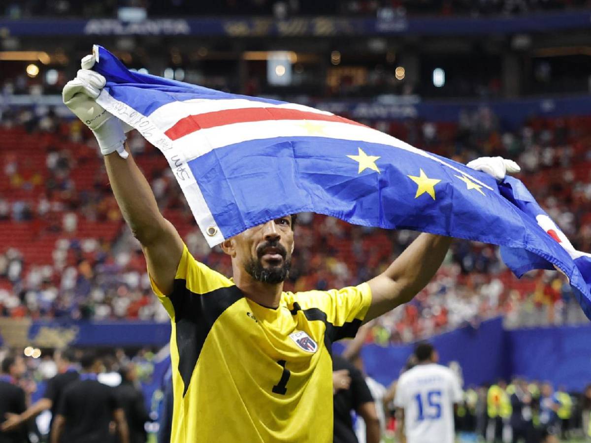 Portero de Cabo Verde hace dolorosa confesión tras su debut: Por culpa del visado