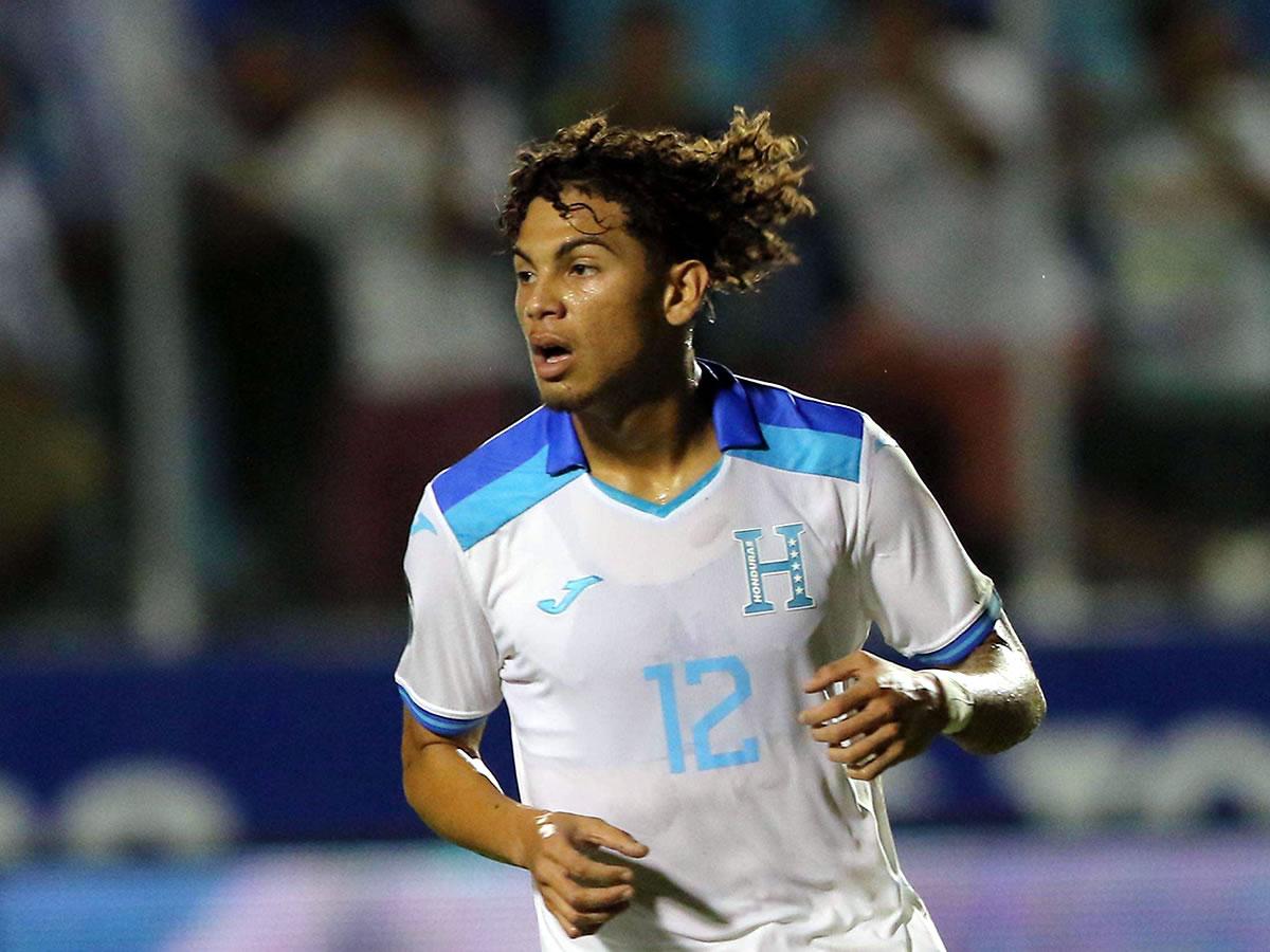 David Ruiz revela lo que pagó en la Selección de Honduras para que no le cortaran el pelo