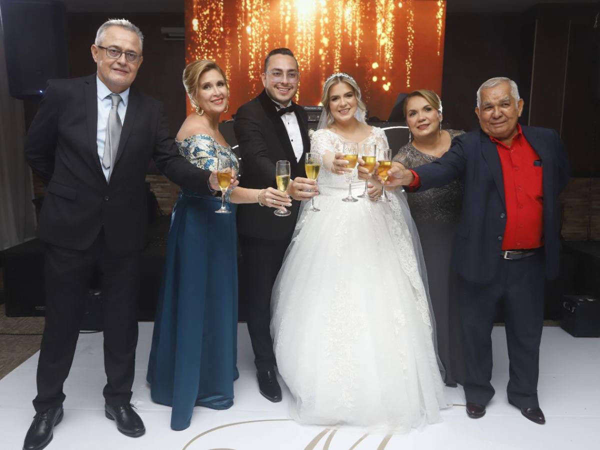 ¡Amor eterno! Gisselle Caballero y Mario Velásquez se dieron el “sí”