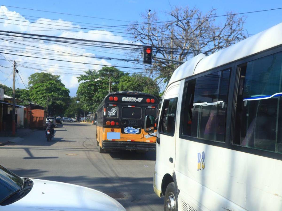 ¿Cuáles son las infracciones de tránsito que más cometen los conductores de buses rapiditos?