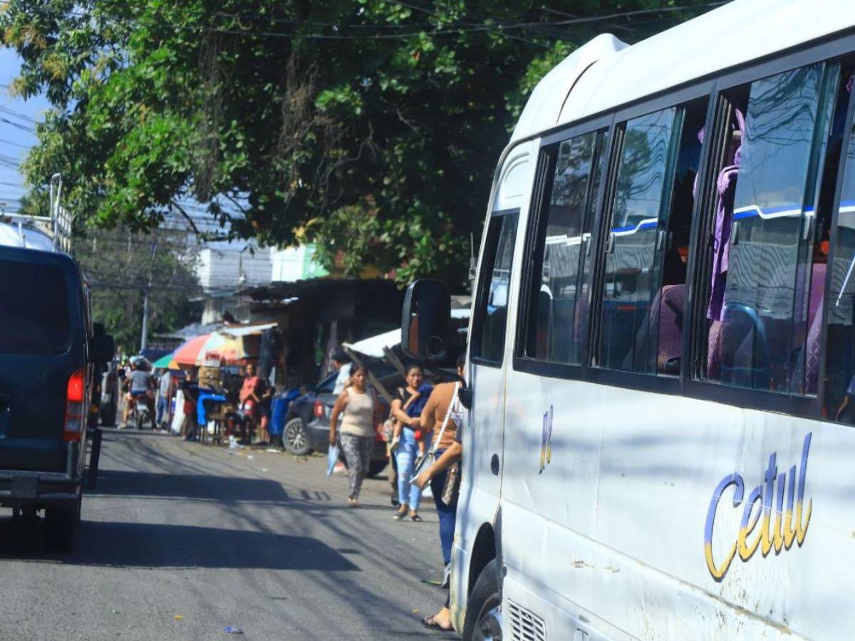 ¿Cuáles son las infracciones de tránsito que más cometen los conductores de buses rapiditos?