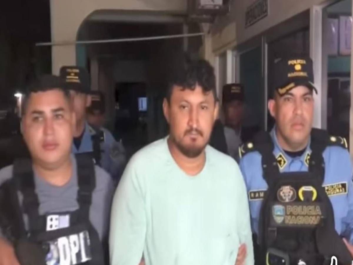“No me quedes viendo”: la confesión del hombre que mató a su expareja y al ayudante de un bus en Colón