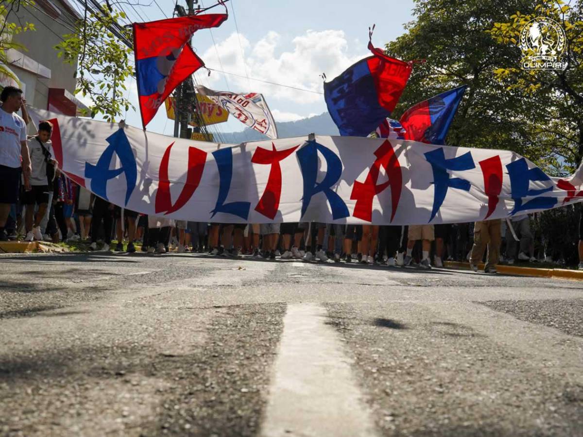 Marathón - Olimpia: bellezas, look a lo Raphinha y la rubia que robó suspiros