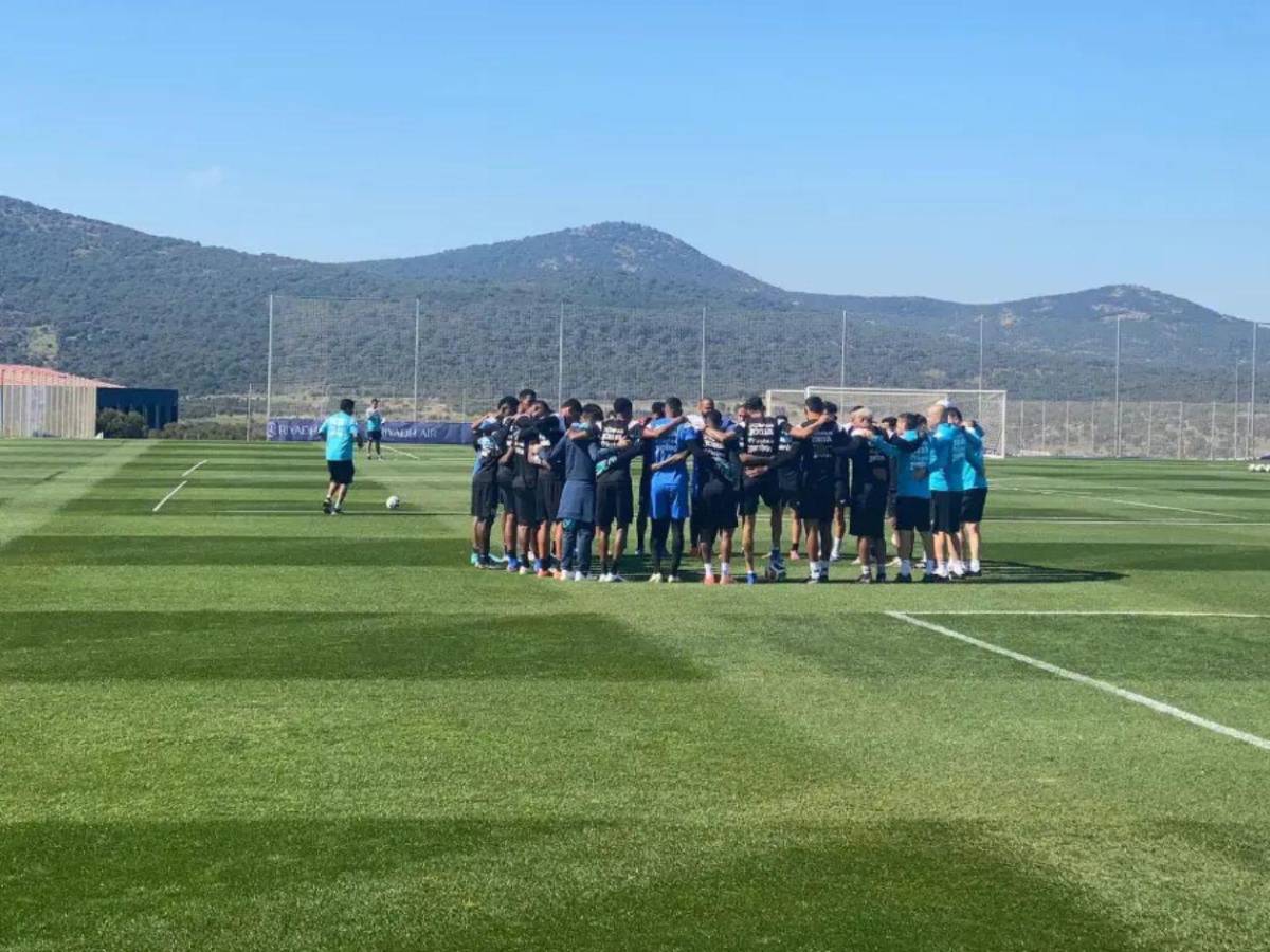 Nueva tecnológica y gran novedad: La Bicolor realiza su segundo entrenamiento