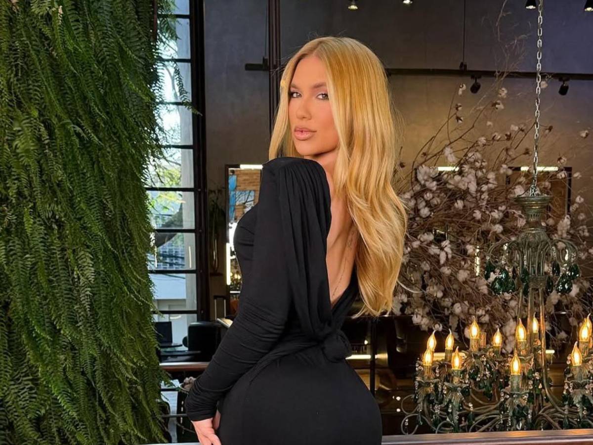 Vinicius anuncia noviazgo con exmujer de artista: Dos compañeros se burlan