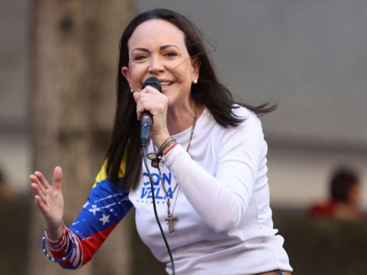 ¿Quién es la familia de María Corina Machado, el Premio Nobel de la Paz 2025?