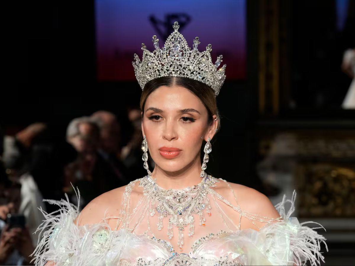 Emma Coronel impacta al revelar su historia de amor con El Chapo Guzmán