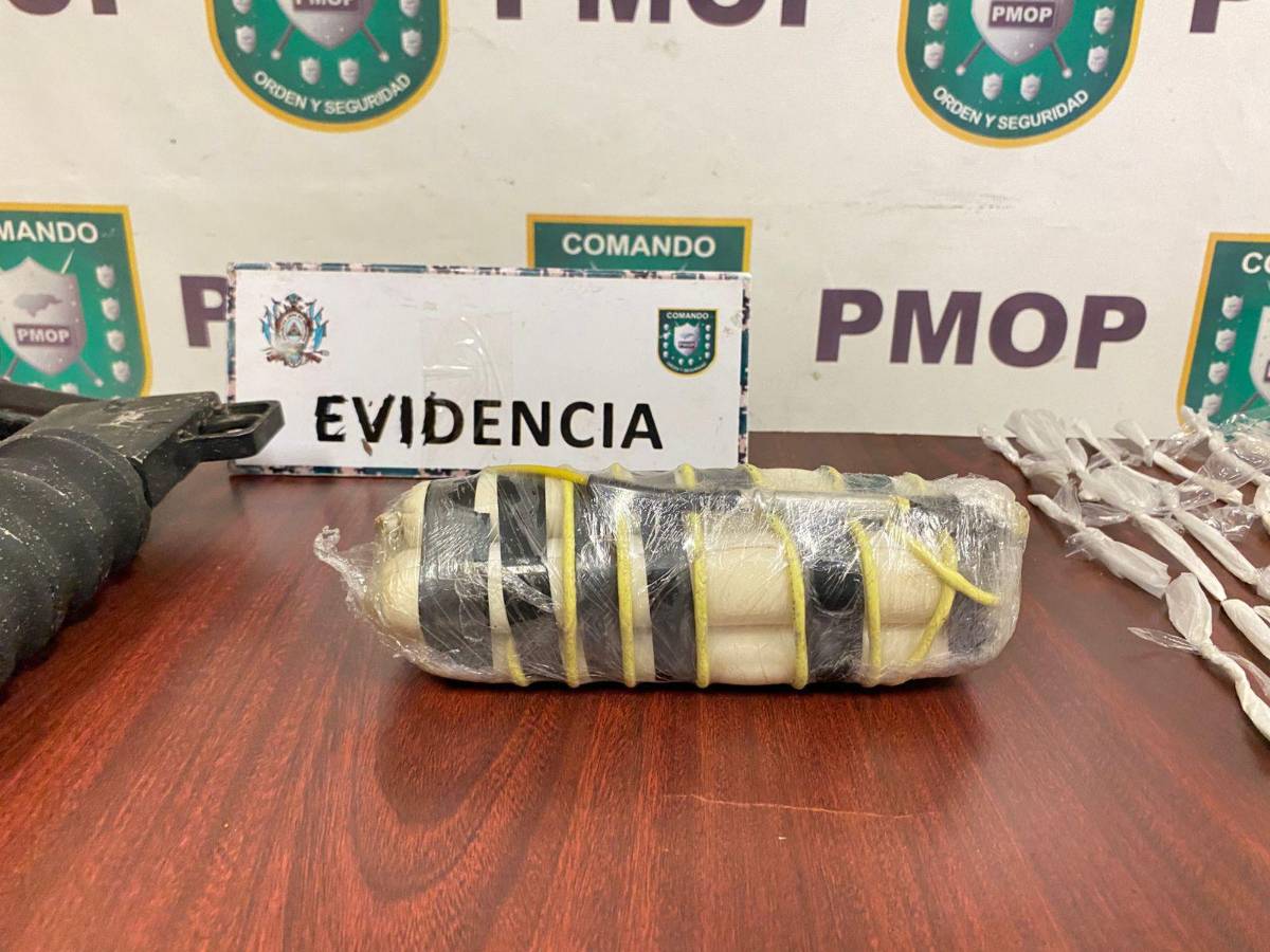 Capturan a líder de la pandilla 18 con fuerte arsenal y droga en la Miguel Ángel Pavón de SPS