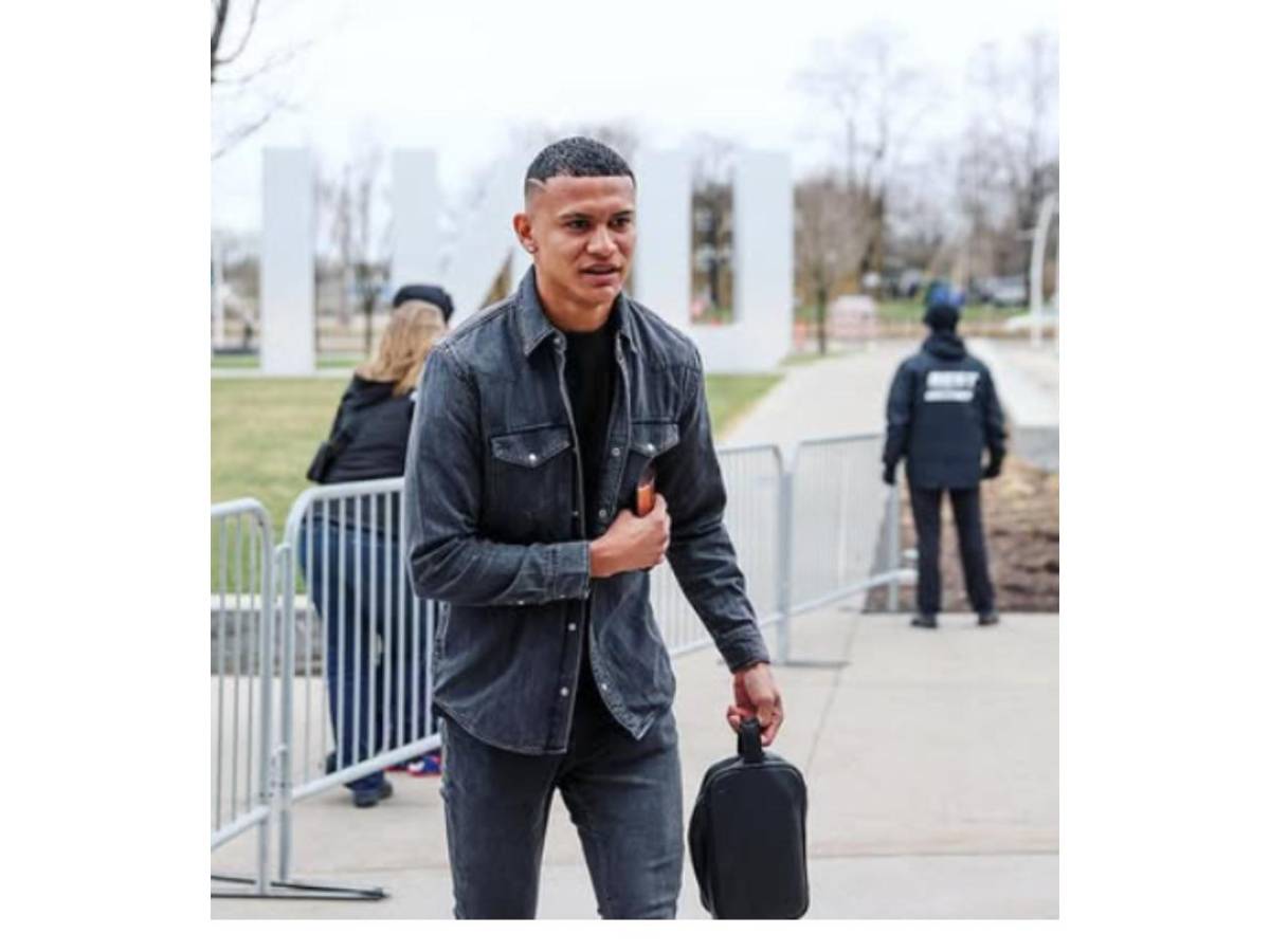 Ropa exclusiva y diamantes: Futbolistas hondureños con los mejores outfits