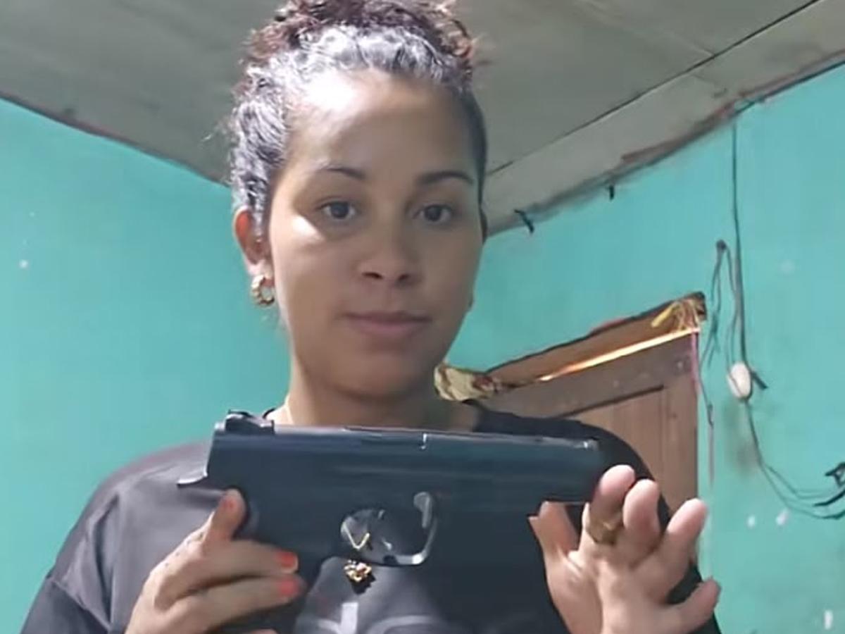 Hondureña que exigía un millón de lempiras a víctimas de extorsión seguirá en cárcel de Támara
