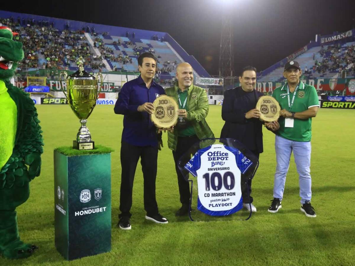 Marathón homenajea a leyendas en su centenario, fiesta y gesto de Pachuca