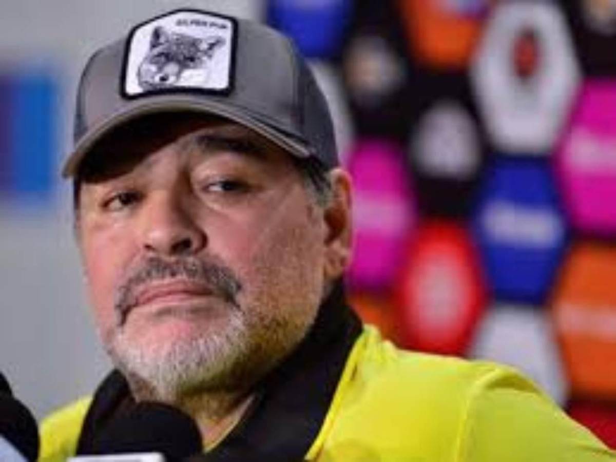 Mintió sobre operación a Maradona: nuevas revelaciones antes de su muerte