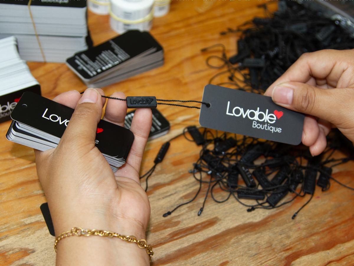 El sello de garantía en las etiquetas se implementó con el fin de garantizar al consumidor que el producto que compra es el original.