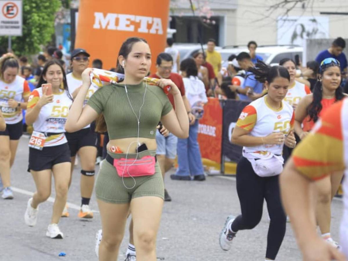 Una Miss sorprendió: Las bellas mujeres de la 50 Maratón LA PRENSA-Gatorade