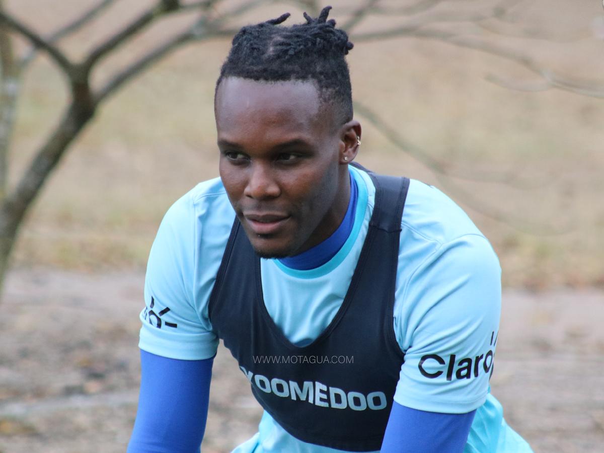 Rubilio Castillo entrenó este lunes con Motagua a la espera de su debut en el Clausura 2024.