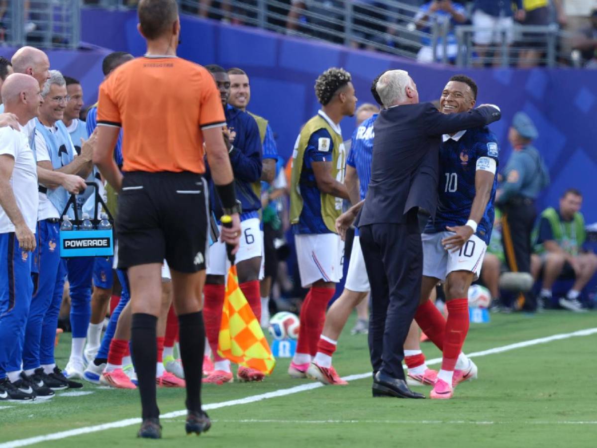 Show de Mbappé en el Mundial, lo que hizo con su DT y dolor de Suecia eliminada