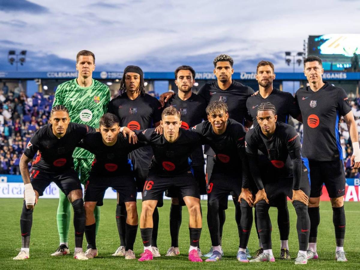 Barcelona: Tres futbolistas se le rebelan a Hansi Flick por un motivo y él responde