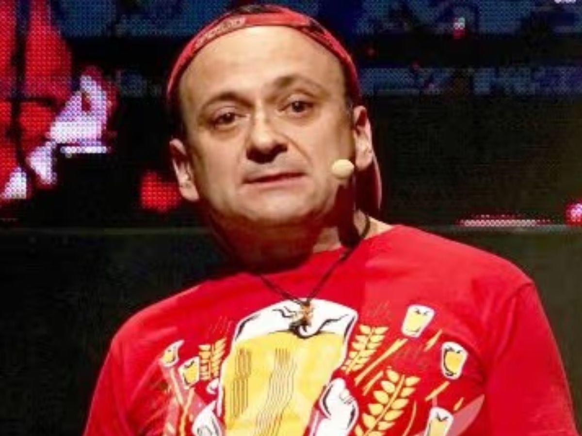 Lalo España, de luto por la muerte de un ser amado