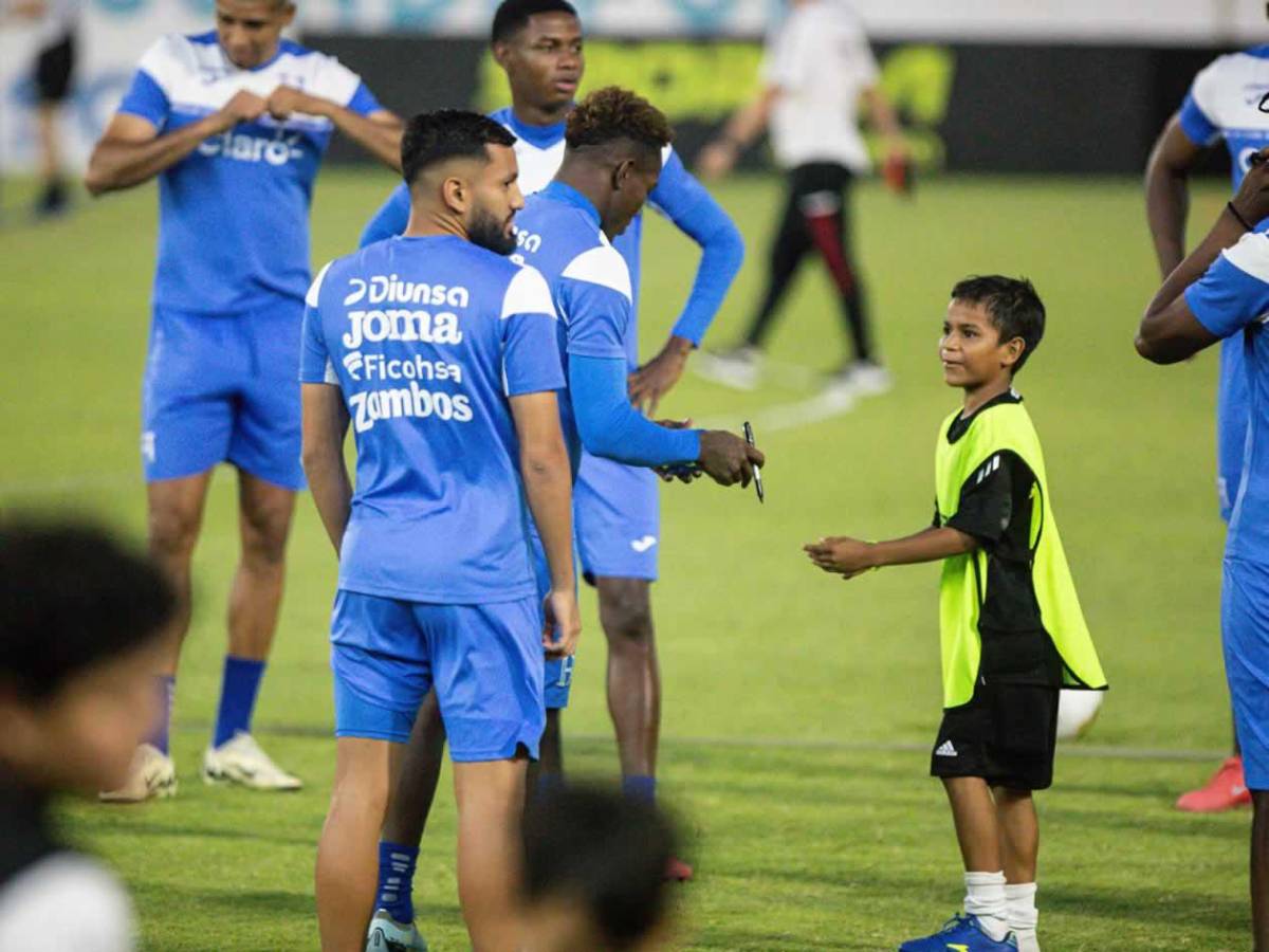 Honduras, lista para Copa Oro: locura por Palma, Rueda sorprende a jugador y ¿guardaespaldas?