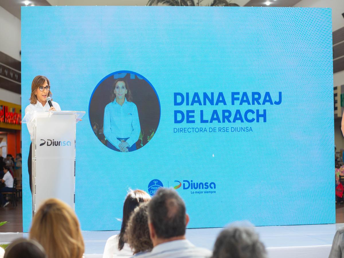 Diana Faraj de Larach, directora de RSE de Diunsa.