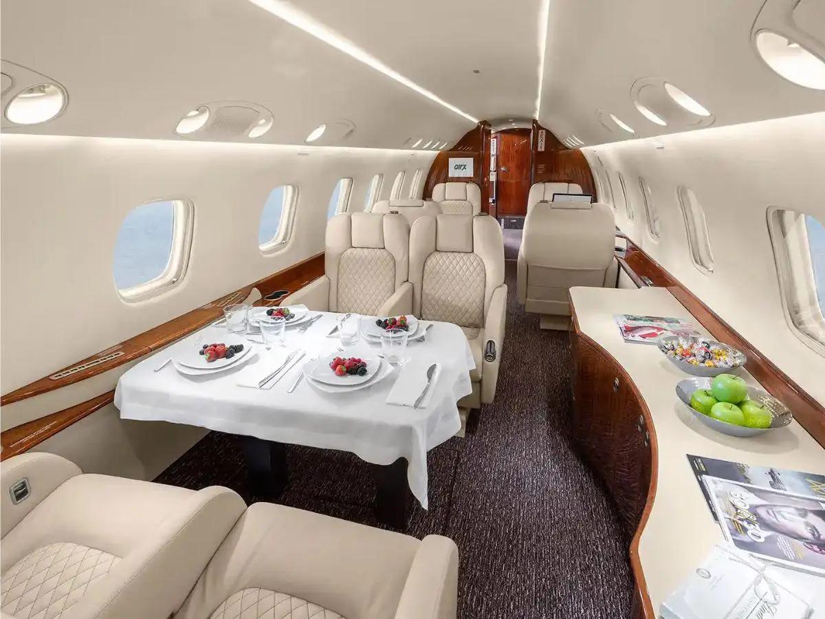 Honduras pone en subasta internacional el avión presidencial Embraer Legacy 600
