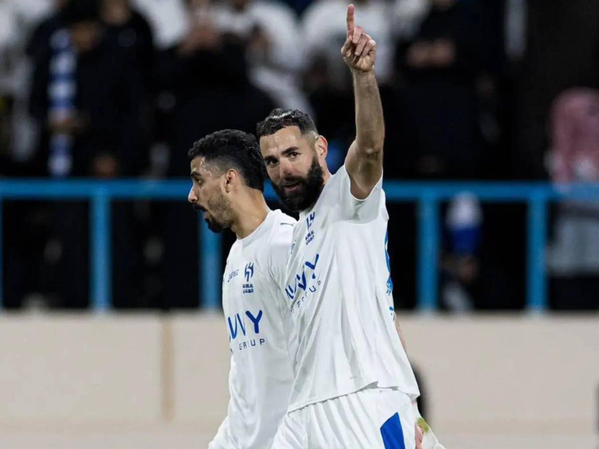 Barcelona cierra fichaje de su '9', otro deja al Real Madrid y giro con Benzema