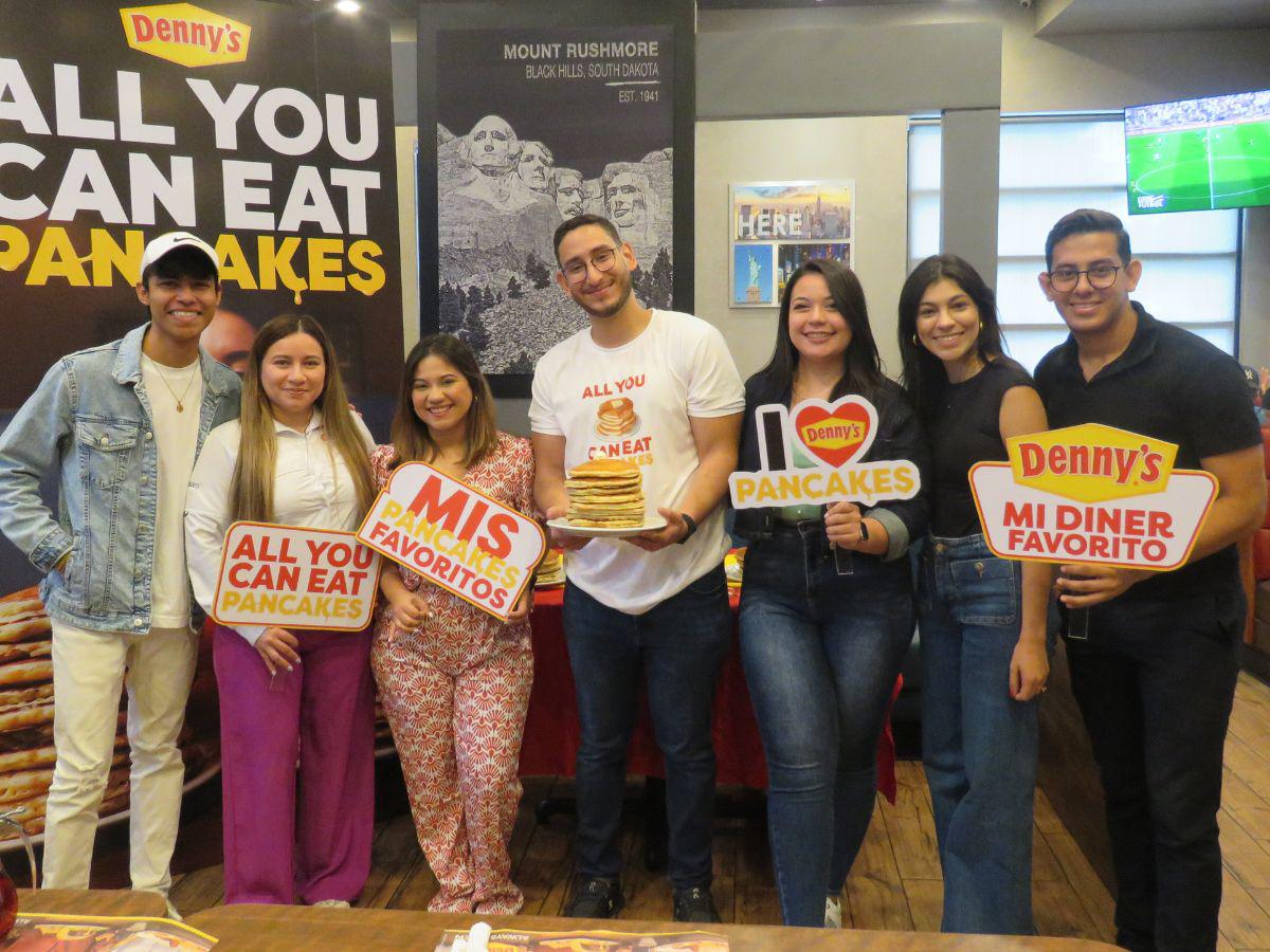 Denny’s presenta su nueva promoción: ¡todos los panqueques que podás comer por L 99!