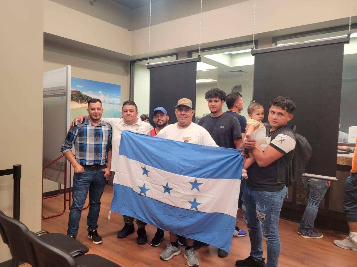 Reportan caída del sistema en consulados