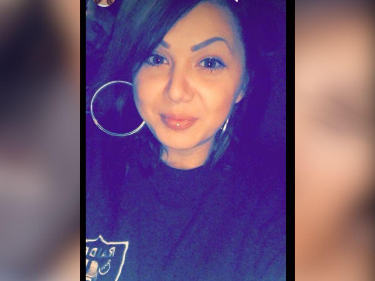 Brittney comió con su esposo y minutos después él le disparó; había una orden de restricción