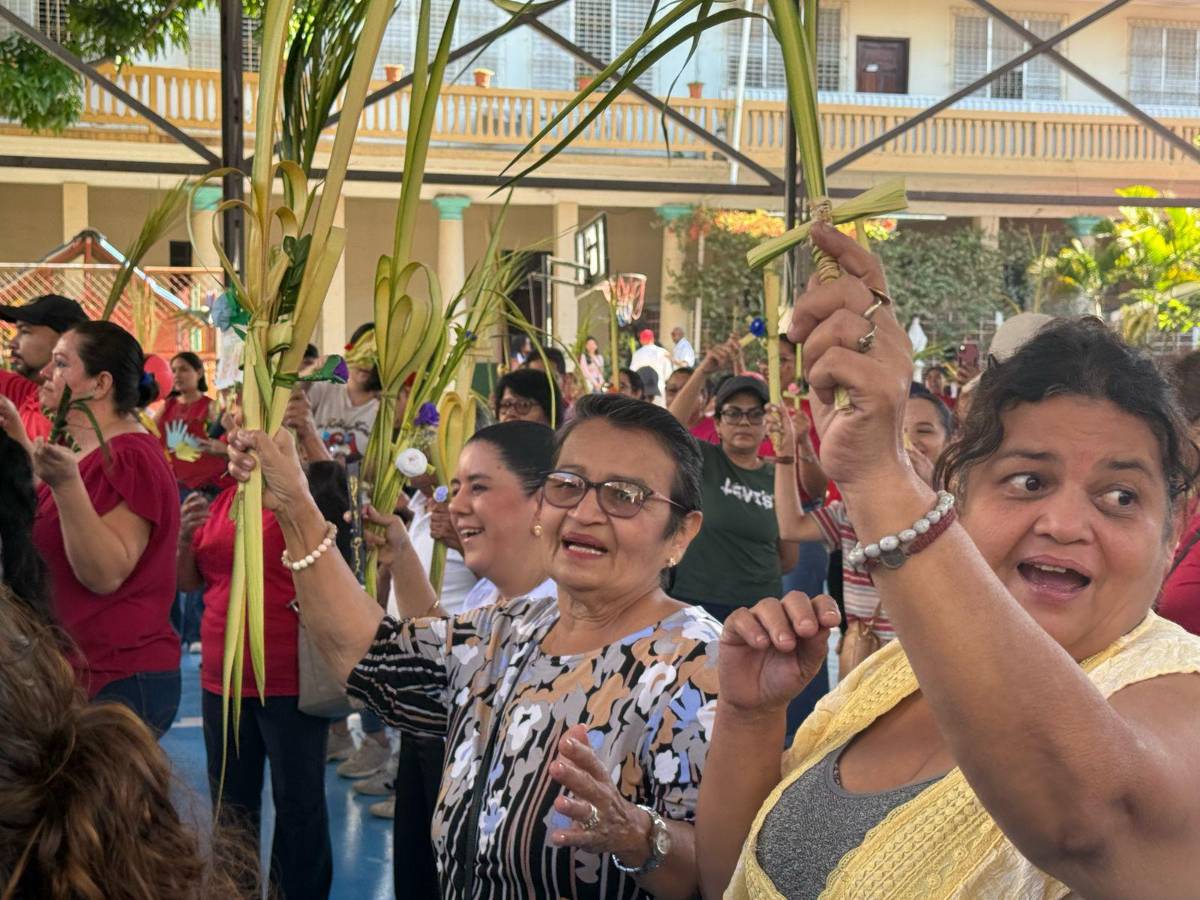 Así se vivió la tradicional procesión del Domingo de Ramos en SPS
