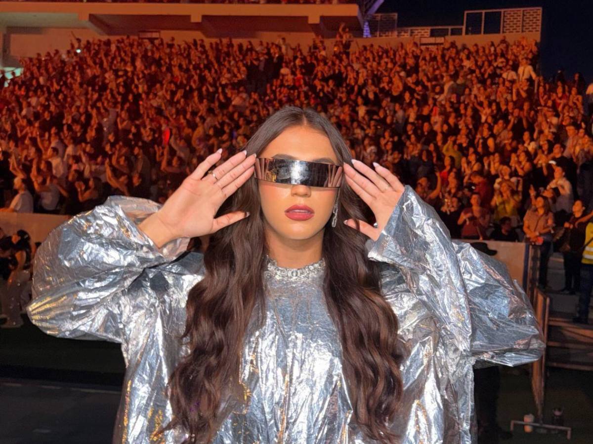 La Bicha Catracha cumple un sueño: Desfiló junto a Shakira