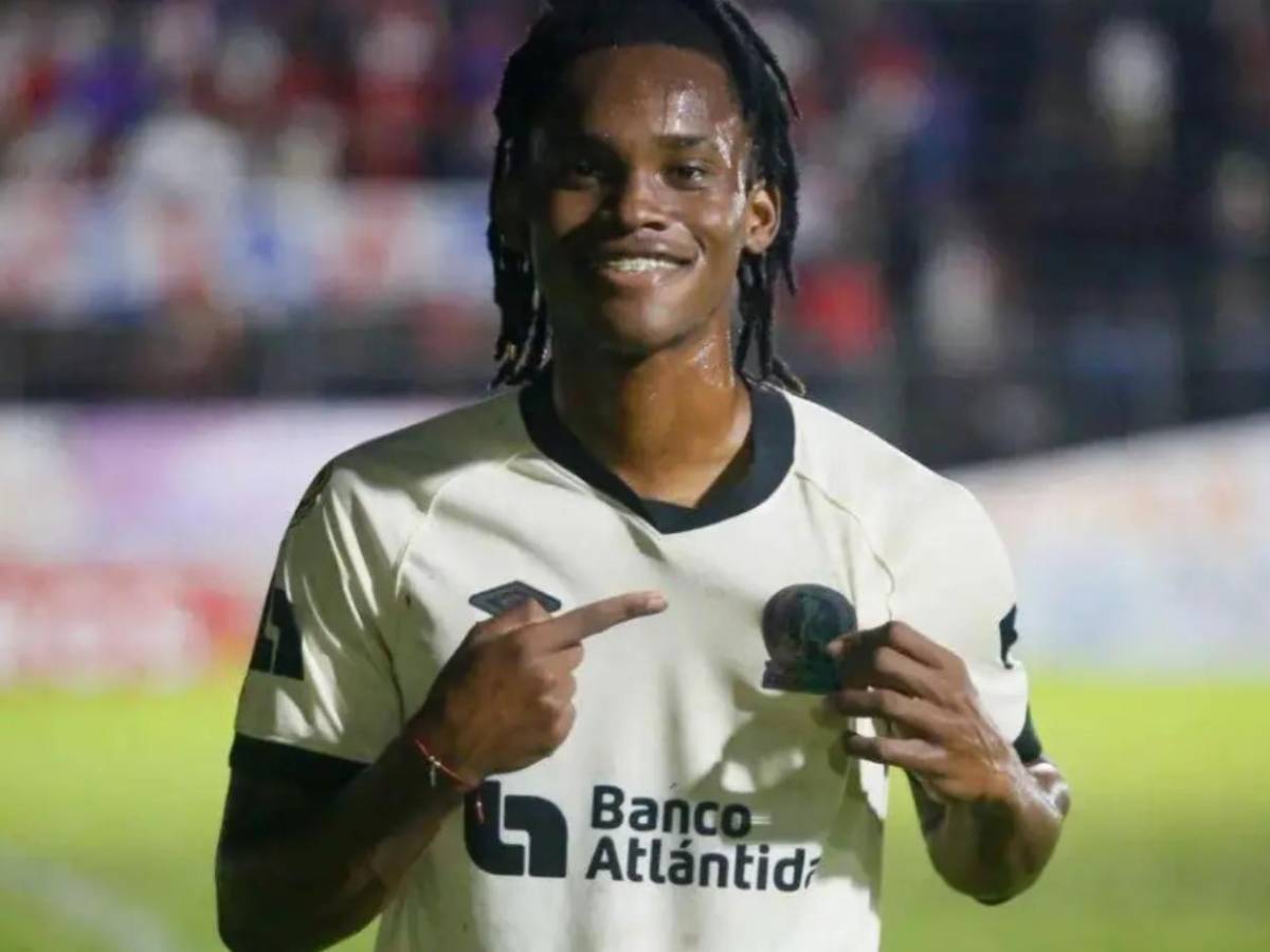Espinel lo saca de Olimpia, de Europa al Motagua, curioso fichaje del Real España