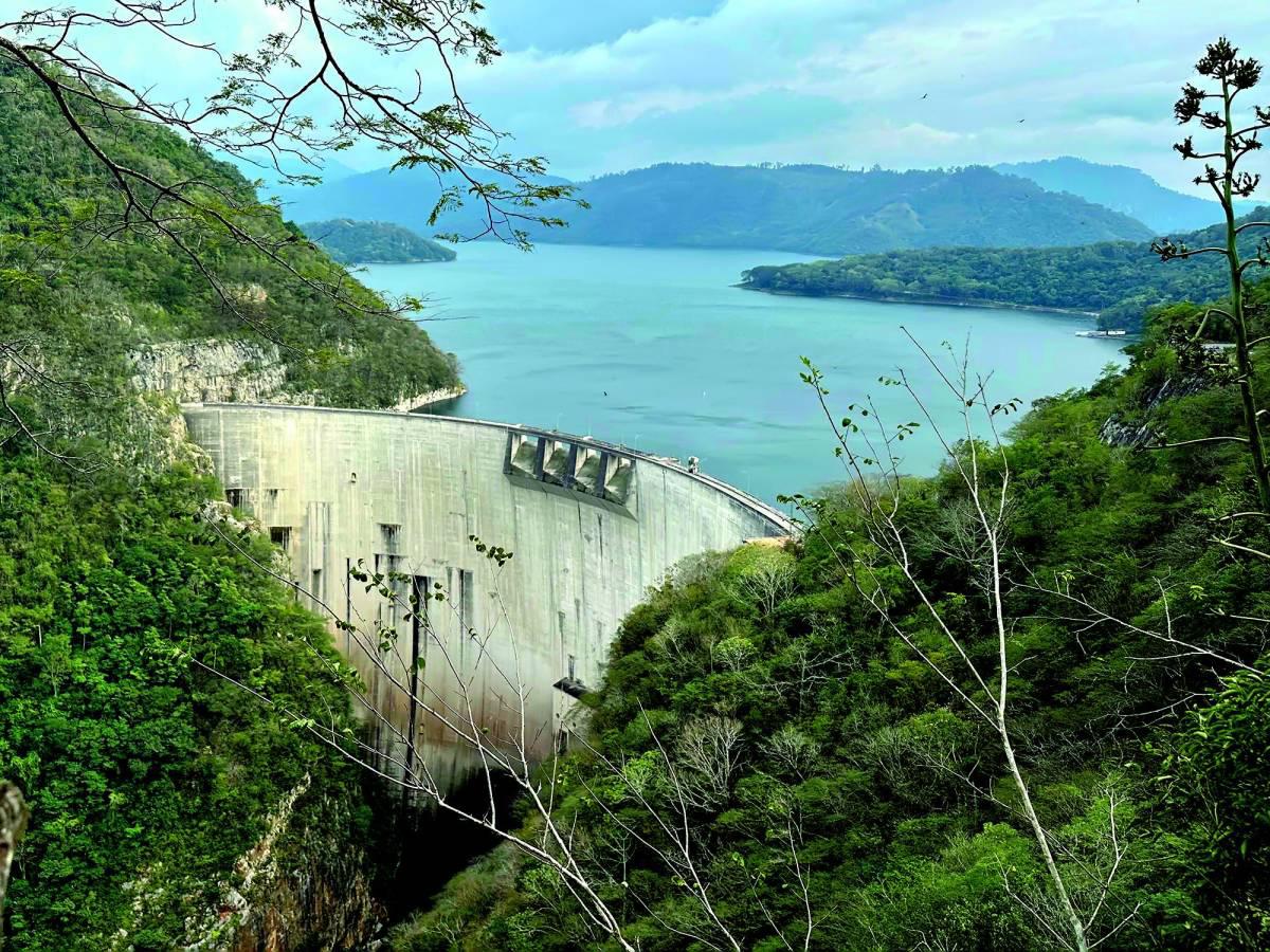 Descartan descargas en El Cajón por tormenta tropical Sara