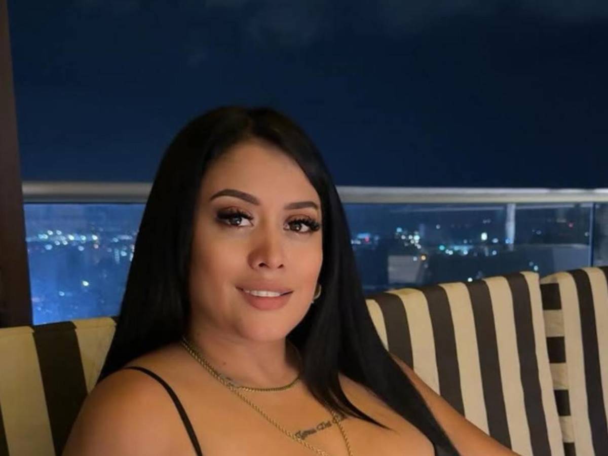 Polémica modelo sorprende con una confesión sobre futbolista del Motagua