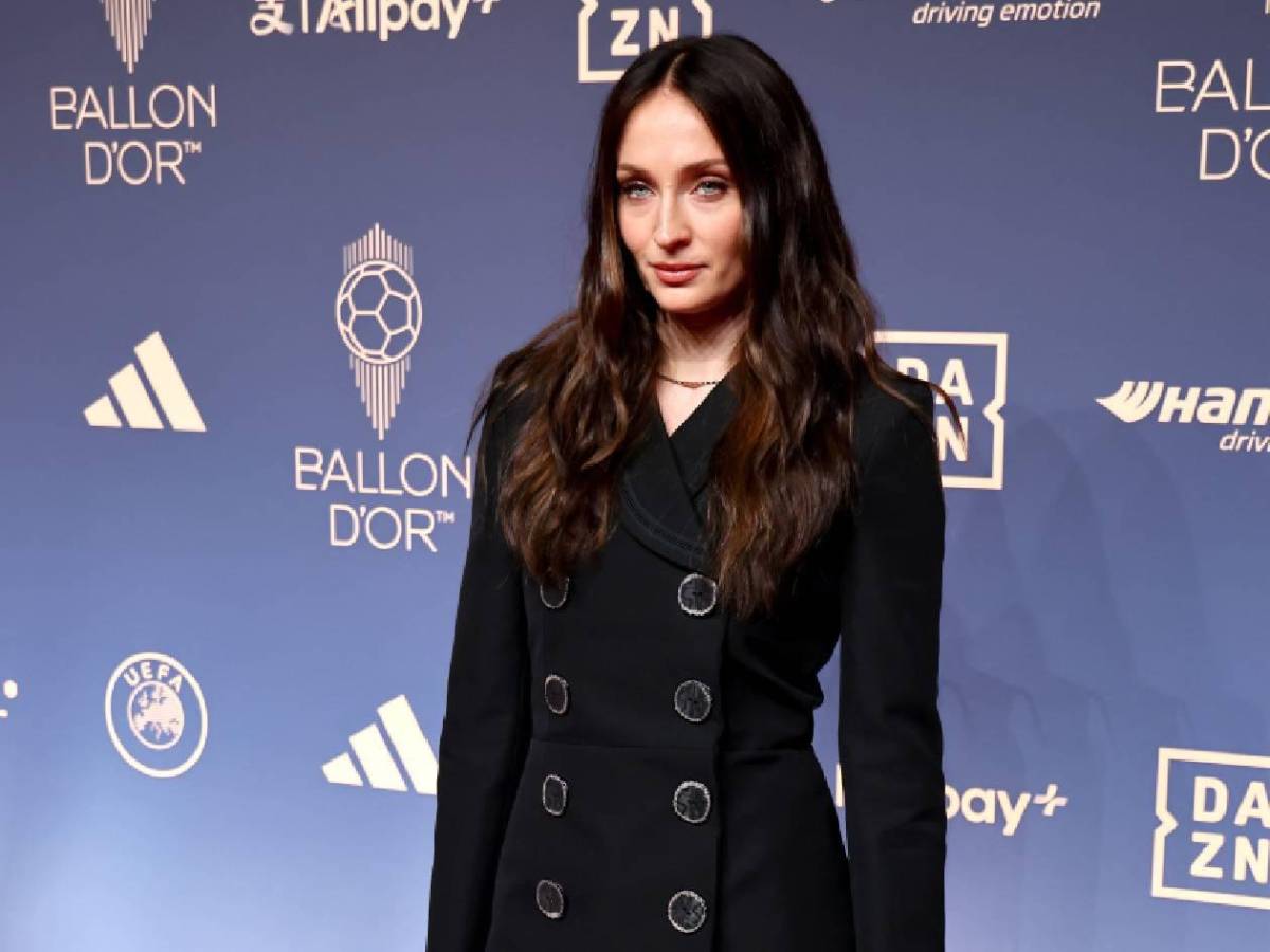 Balón de Oro 2026 Alfombra Roja: Atrevimiento de Yamal, reina enamora, insólito percance y Messi