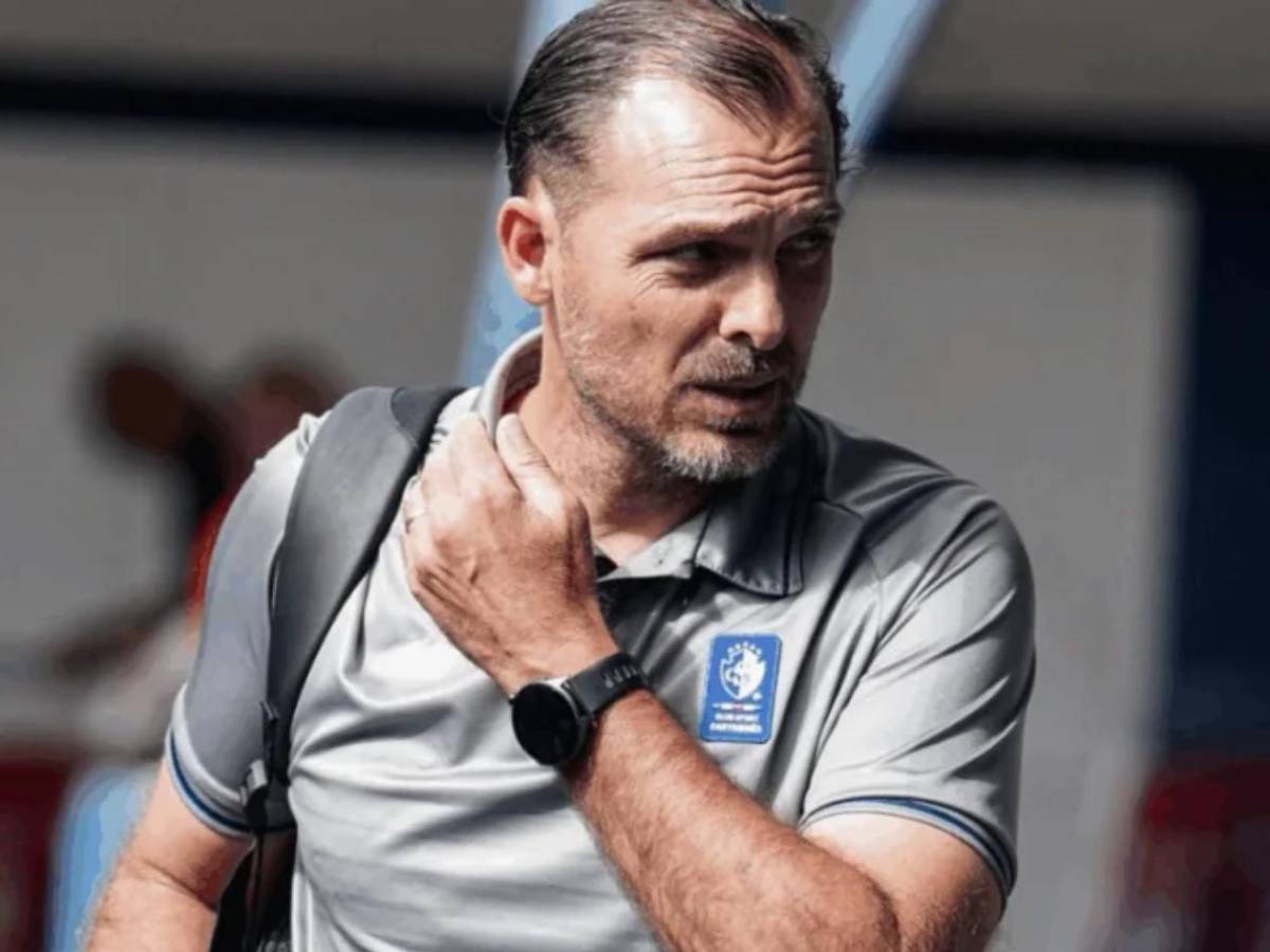 Motagua por tres fichajes top; vinculan a DT con Olimpia, respuesta de Auzmendi y legionario vuelve