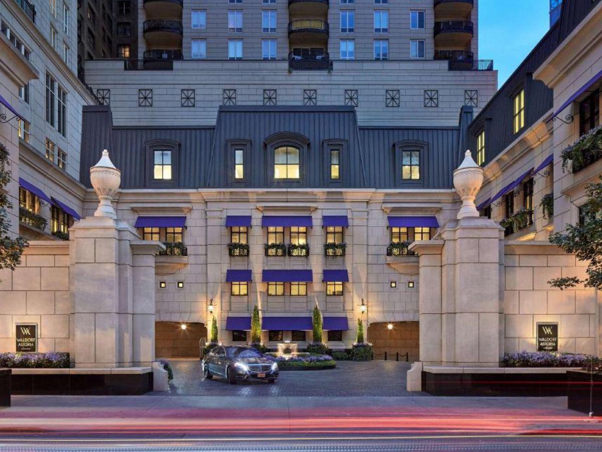 Las lujosas fotos del hotel cinco estrellas donde se hospedó JOH tras ser liberado por Trump