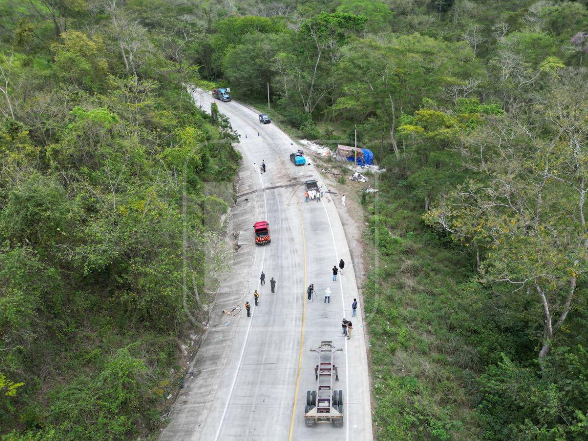 Así quedó la escena del accidente en Quimistán: resguardada por presencia de cianuro