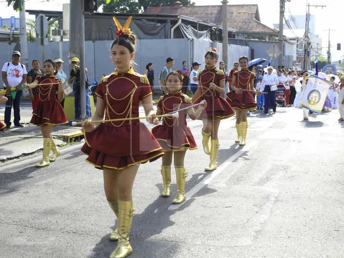 Así se viven los desfiles patrios este domingo 13 de septiembre en San Pedro Sula