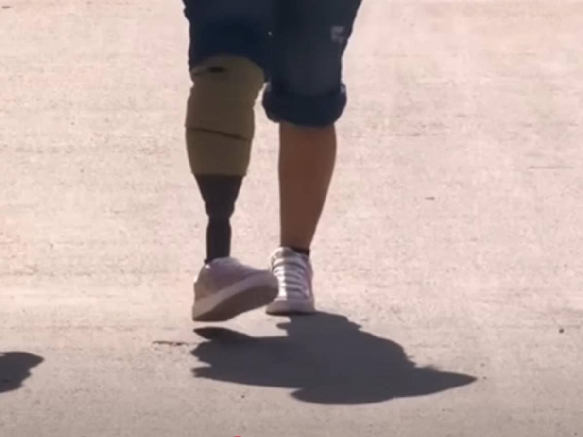 Hondureña se entrega a ICE para que la deporten, pero la rechazan