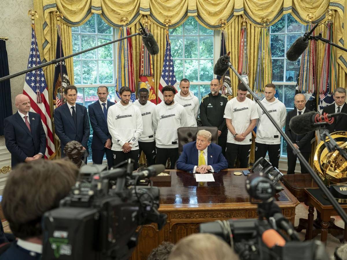 Trump avergüenza a equipo del Mundial de Clubes: bombardear Irán y su opinión de las mujeres